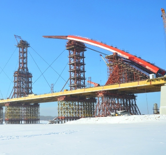 Конструкции для возведения Бугринского моста через р. Обь в г. Новосибирск, а также транспортная развязка на ул. Большевистская в Новосибирске